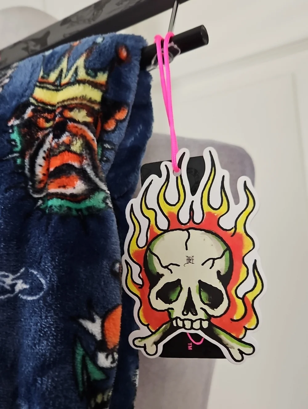 Ed Hardy NWT Plush Oversized Throw